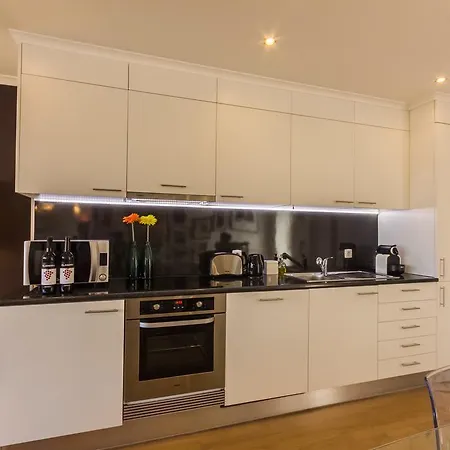 Lisbon4real: Deluxe 3br In Principe Real *