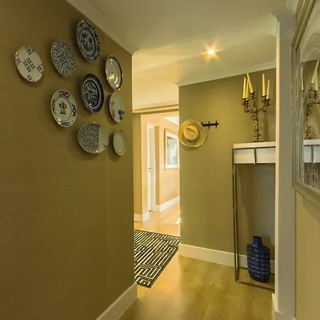 Lisbon4real: Deluxe 3br In Principe Real *
